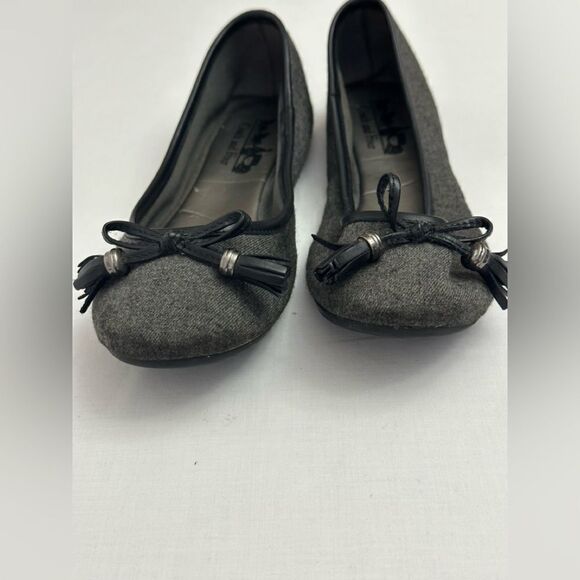 Coach and Four Womens Shoes sz 7 and black ballet flats - Picture 8 of 9